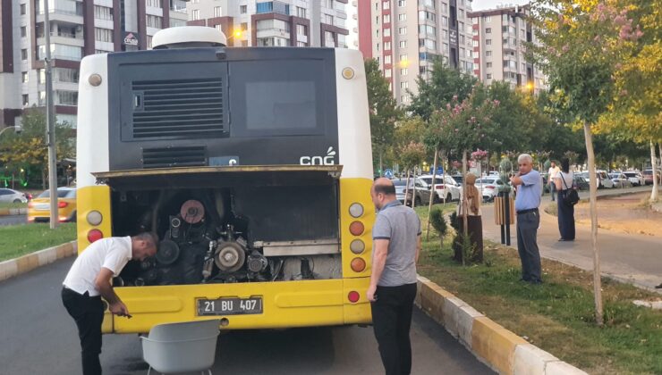 Otobüsler yolda bırakmaya devam ediyor