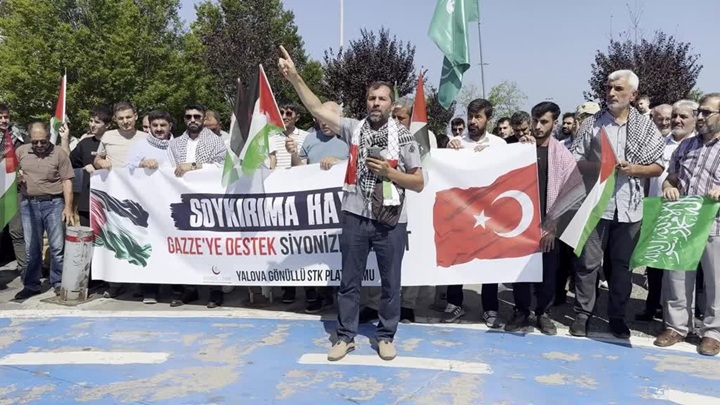 Bir grup, Ankara’daki Gazze’ye destek yürüyüşüne katılmak için yola çıktı