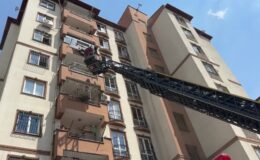 Gaziantep’te yangın çıkan binada 15 kişi dumandan etkilendi