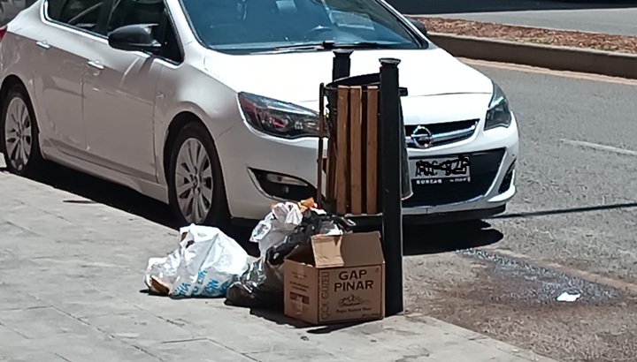Ofis semtine yakışmayan görüntü!