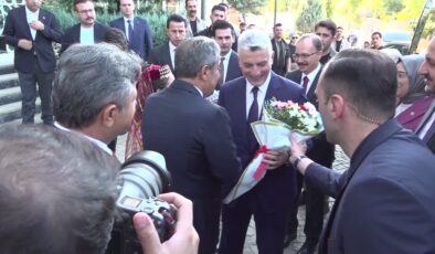 Ticaret Bakanı Ömer Bolat, Siirt’te “Türkiye Yüzyılı Buluşmaları” programında konuştu