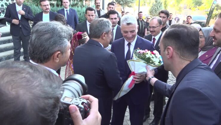 Ticaret Bakanı Ömer Bolat, Siirt’te “Türkiye Yüzyılı Buluşmaları” programında konuştu