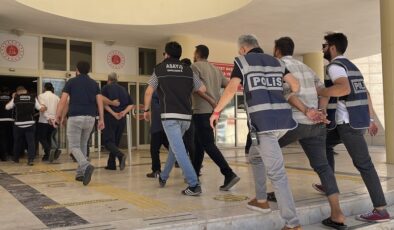 Otele düzenlenen silahlı saldırıya ilişkin yakalanan 8 şüpheli adliyeye sevk edildi