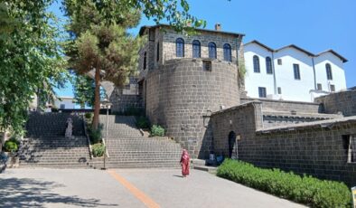 Diyarbakır’ın En Yoğun Tarihi Noktaları Boş Kaldı