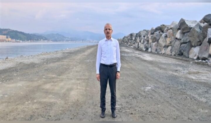 Bakan Uraloğlu: Nissibi Köprüsü, bölge ulaşımını hızlandırdı