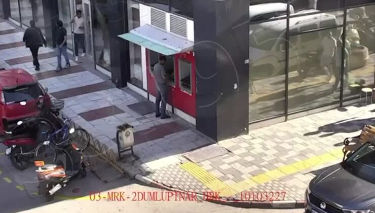 Polis, 4 kişiyi telefon dolandırıcılığından son anda kurtardı
