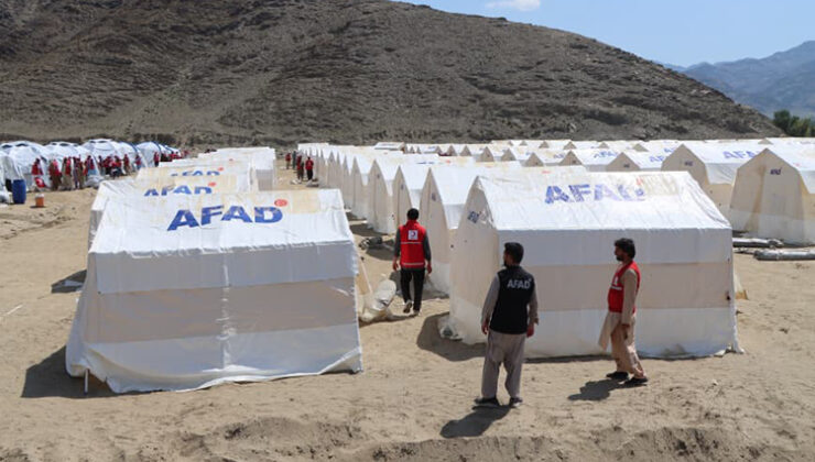 Afganistan’daki depremzedelere AFAD’dan barınma desteği