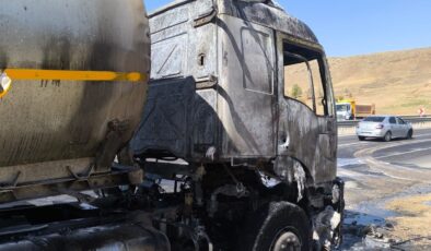 Çavuşlu yakınlarında tanker alev aldı, facia önlendi