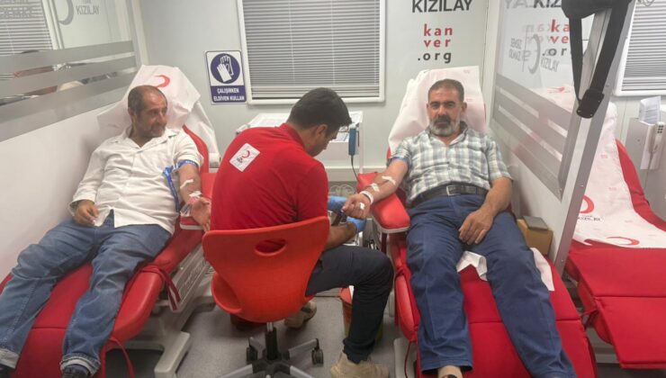 Çermik’te Kızılay’ın kan bağışı kampanyasına yoğun ilgi
