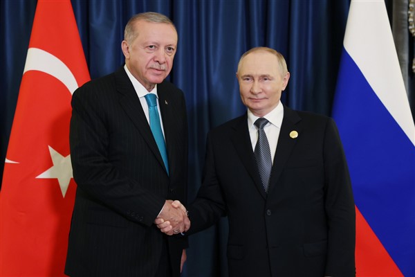 Cumhurbaşkanı Erdoğan, Çin’de Putin ile bir araya geldi