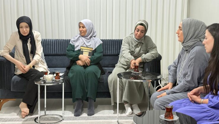 Cumhurbaşkanı Erdoğan’ın “Terörsüz Türkiye” mektubu şehit ailelerine ulaştırılıyor