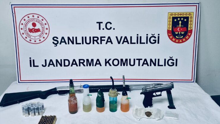 Jandarmadan silah kaçakçılarına baskın