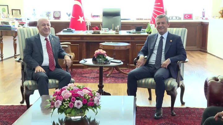 CHP Genel Başkanı Özel, Zafer Partisi Genel Başkanı Özdağ ile görüştü