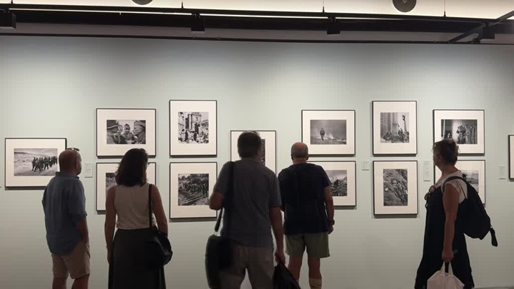“Robert Capa-Gerçek En İyi Fotoğraftır” sergisi açıldı