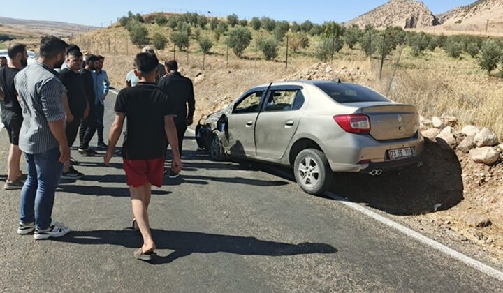 Şırnak’ta 2 otomobilin çarpıştığı kazada sürücüler yaralandı
