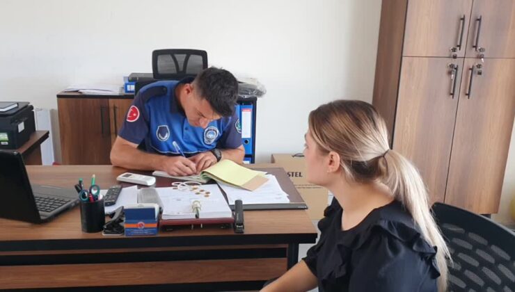Sokakta bulunan altınlar sahiplerine teslim edildi