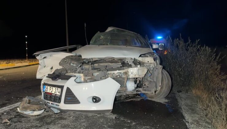 Tırla çarpışan otomobildeki 1 kişi öldü, 1 kişi yaralandı