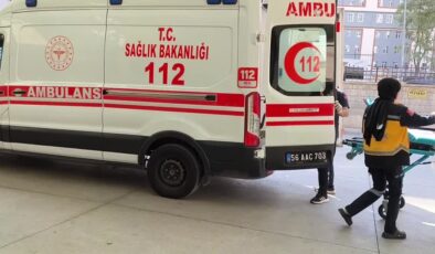 Siirt’te traktör devrildi: 1 ölü, 2 yaralı