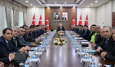 Vali Zorluoğlu: Eğitim, en öncelikli meselemiz