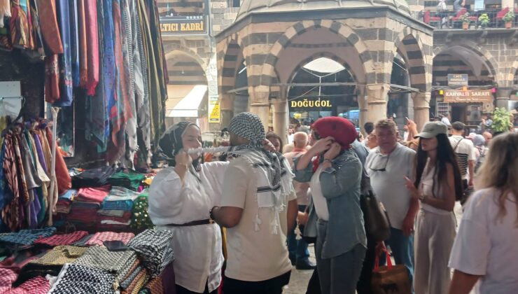 Kadın turistler Şal, erkek turistler ise Puşi tercih ediyor