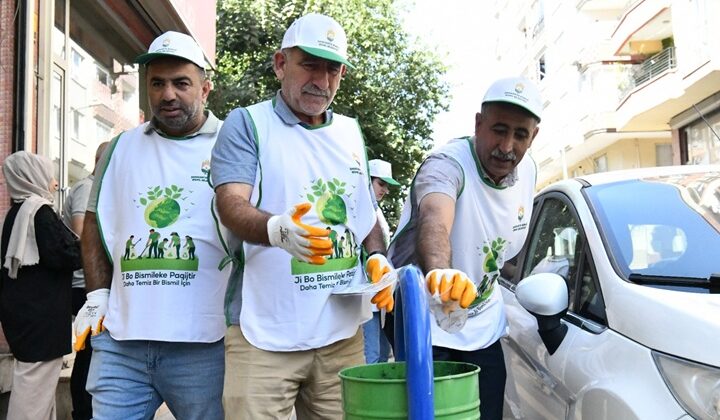 Bismil’de temizlik seferberliği mahalle mahalle  sürüyor