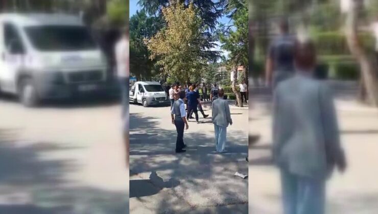 Boşanma aşamasındaki eşi ile kayınvalidesi ve baldızını silahla yaraladı